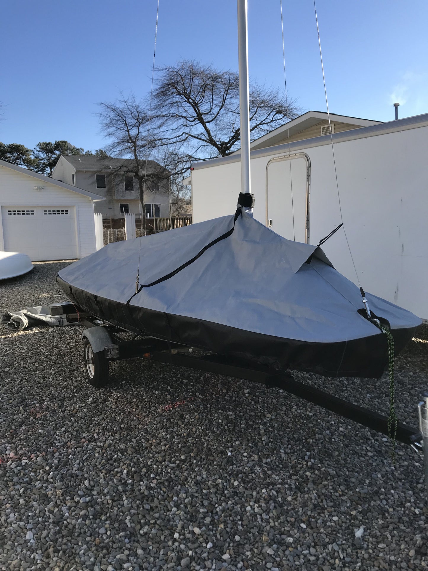 Colie Sails MC Scow Rig Up Top Cover