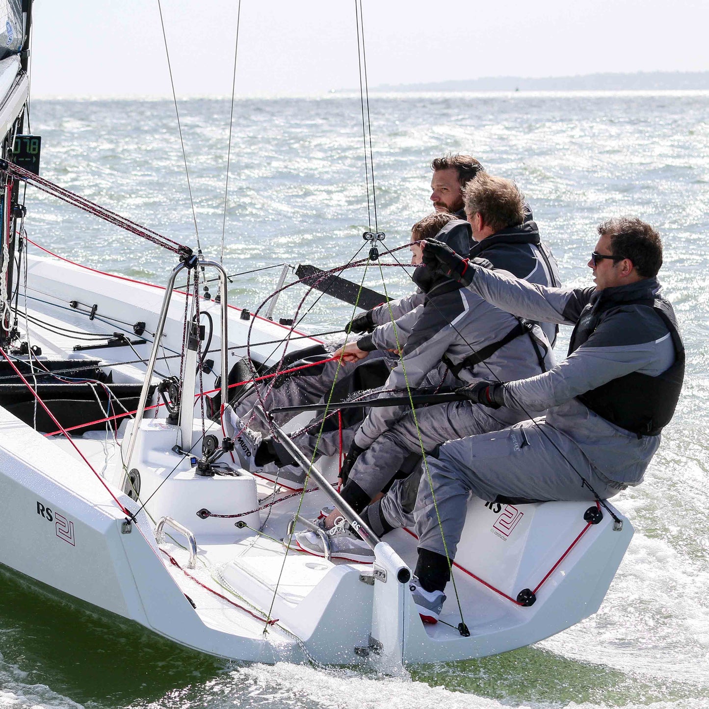 Spinlock Foil PFD | SendIt Sailing
